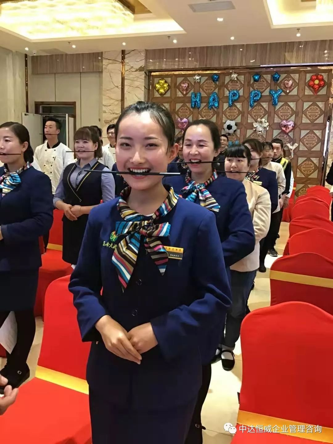 餐饮礼貌礼仪培训_餐饮培训礼貌用语流程_培训餐饮礼仪礼貌要求